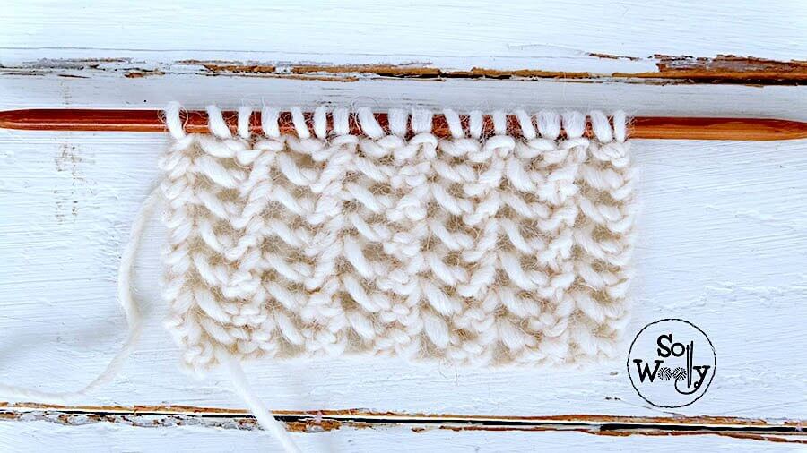 Easy lace stitch in three steps