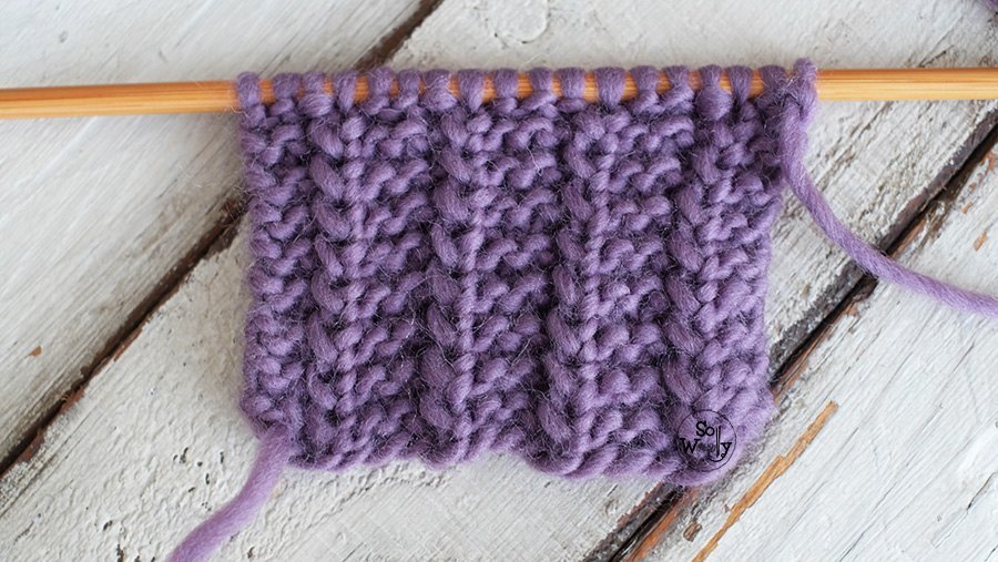 easy reversible stitch for knitting scarves doesn't curl