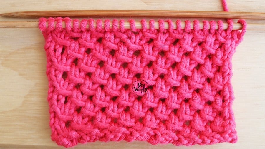 knitca: Simple but oh! so cute mesh stitch pattern