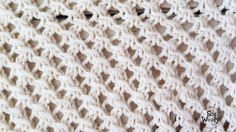 How to knit lace step by step, in four rows. So Woolly.