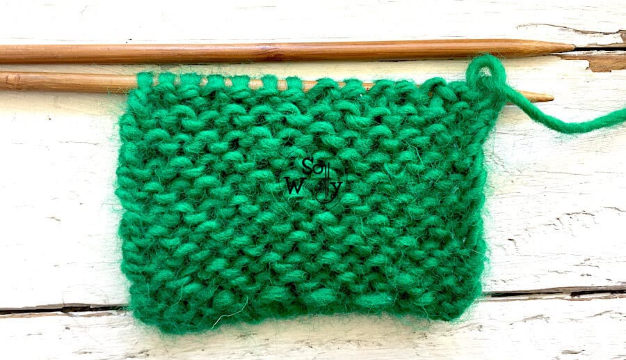 Chunky knitting stitch patterns for beginners. Honeycomb Brioche. So Woolly.