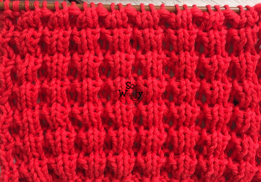 Reversible knitting pattern that lays flat. So Woolly.