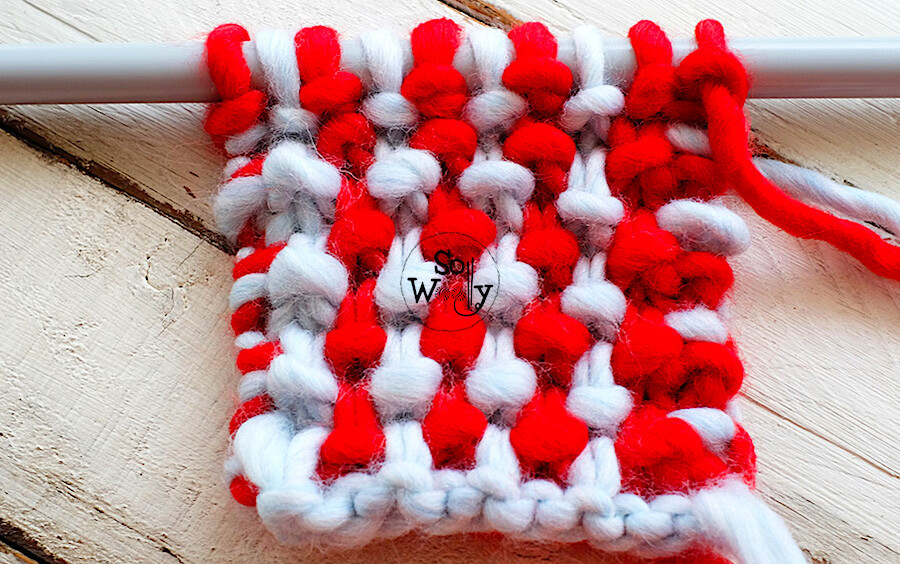 Two-color knitting stitch pattern: Easy to knit (no purling required). So Woolly.