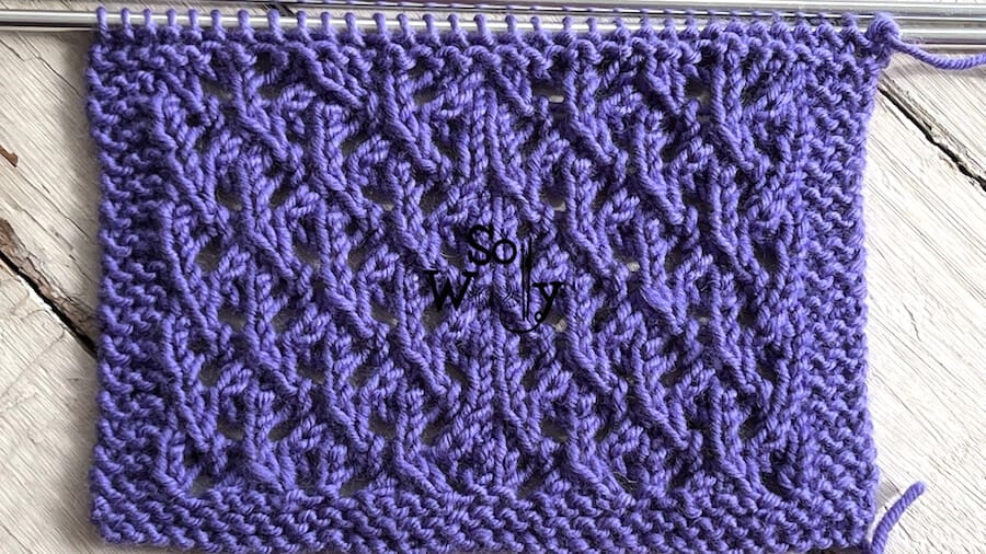 How to knit the English Mesh Lace stitch pattern. So Woolly.
