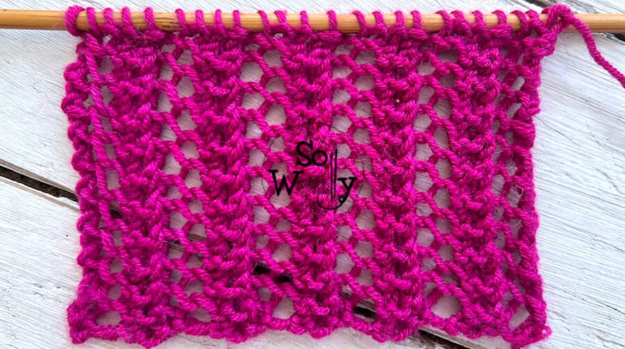 How to knit Easy Lace Stripes (one-row reversible pattern)