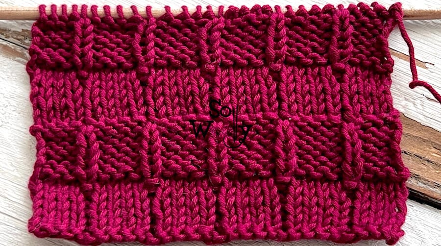 How to knit the Picket Fences stitch pattern