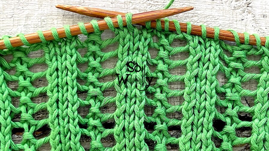 How to knit the Openwork Ladders stitch pattern