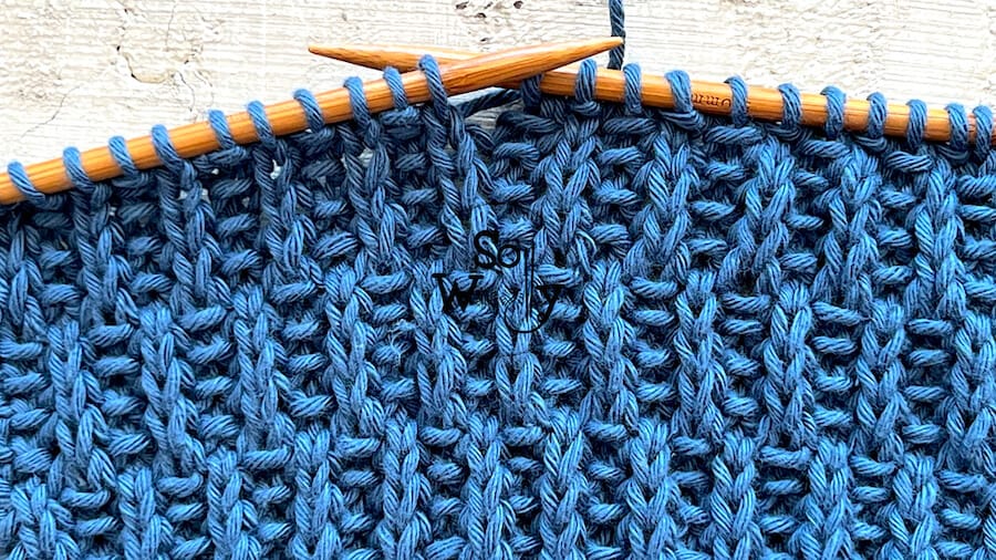 Knit stitch, Knitting