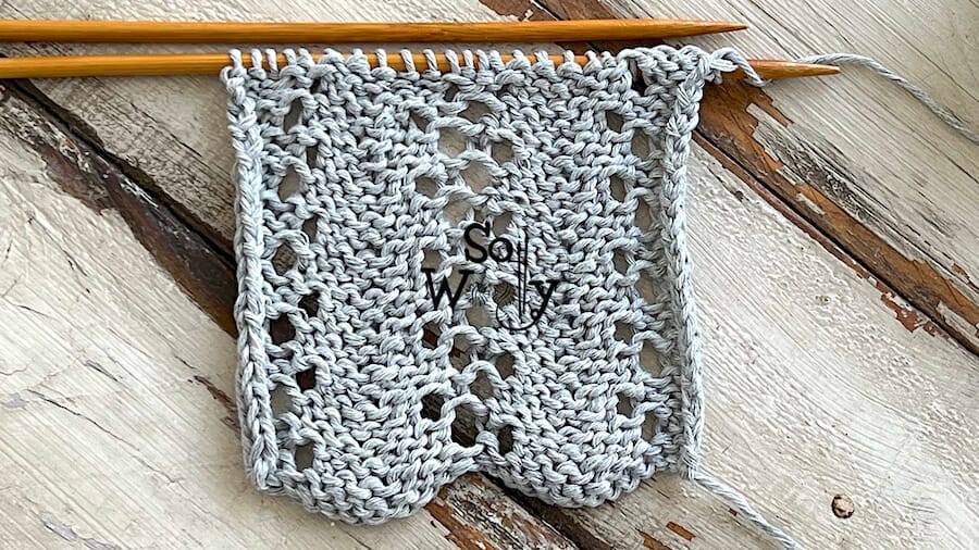 Fern Lace knitting stitch pattern (four rows only). So Woolly.