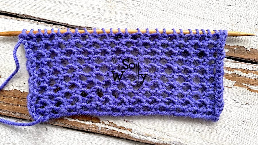How to knit the easiest lattice stitch, step by step (English and Continental styles). So Woolly.