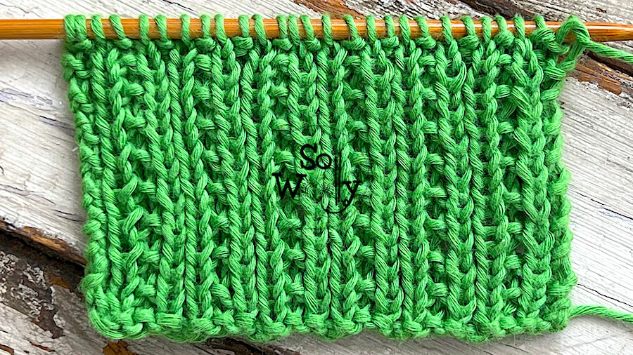 How to knit the Beaded Rib reversible stitch pattern