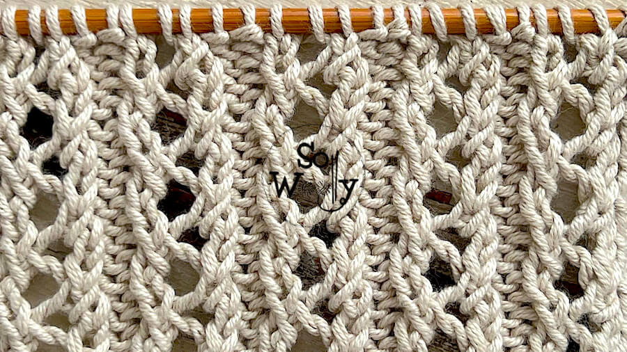 How to Knit: Eyelet Stripe Lace Pattern  Easy Knitting Tutorial for  Columns of Yarn Over Eyelets 