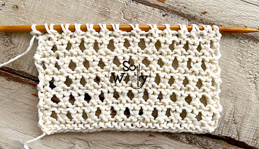 How to knit an easy Eyelet stitch (wrong side of the work). So Woolly.