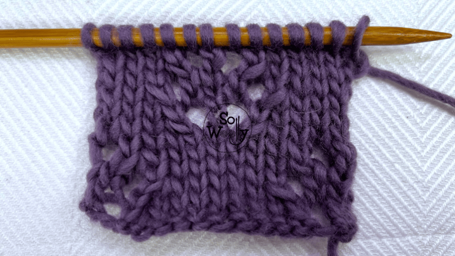 How to knit the Cat's Pow Eyelets stitch (pattern and video tutorial). So Woolly.