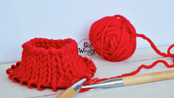 How to Knit in the Round for Absolute Beginners (the basics)