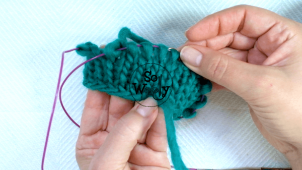 How to Knit in the Round: The Magic Loop Revisited