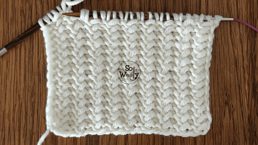 Knit 3 stitches reversible pattern