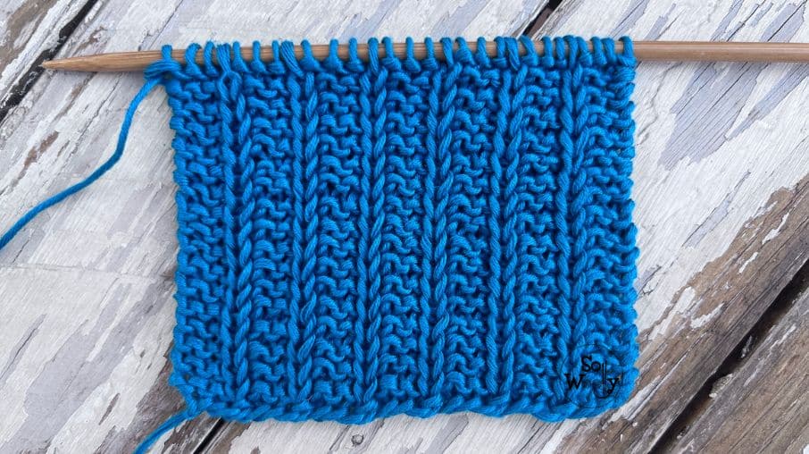 1-row reversible knitting stitch